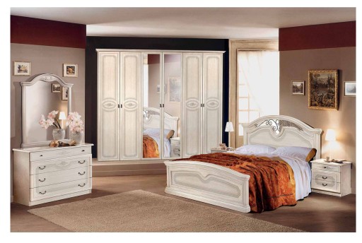 Anteprima di CAMERA LIVIA  PATINATO BEIGE CON DECORI