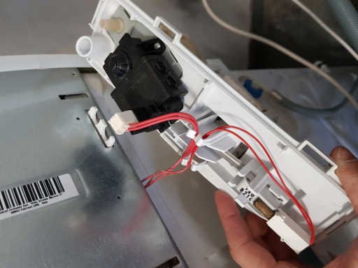 Anteprima di Ricambio Attacco Per pompa acqua per asciugatrice ARISTON HOTPOINT INDESIT (20)